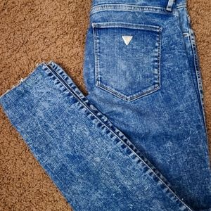 Guess Jeans